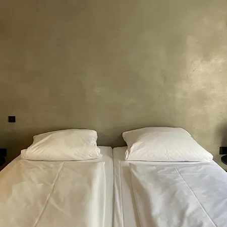 Hotel Mons Am Goetheplatz