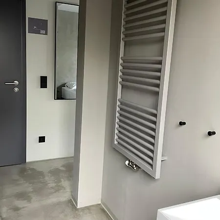 Mons Am Goetheplatz Hotel