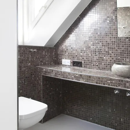 Mons Am Goetheplatz 2*