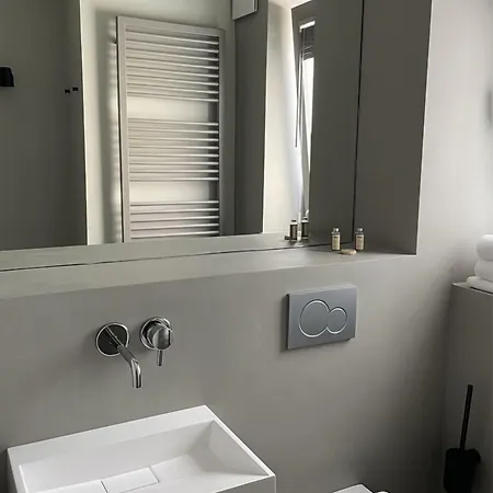 Mons Am Goetheplatz Hotel