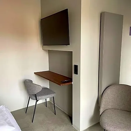 Mons Am Goetheplatz