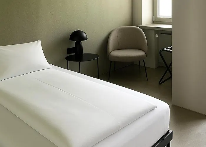 Hotel Mons Am Goetheplatz 2*
